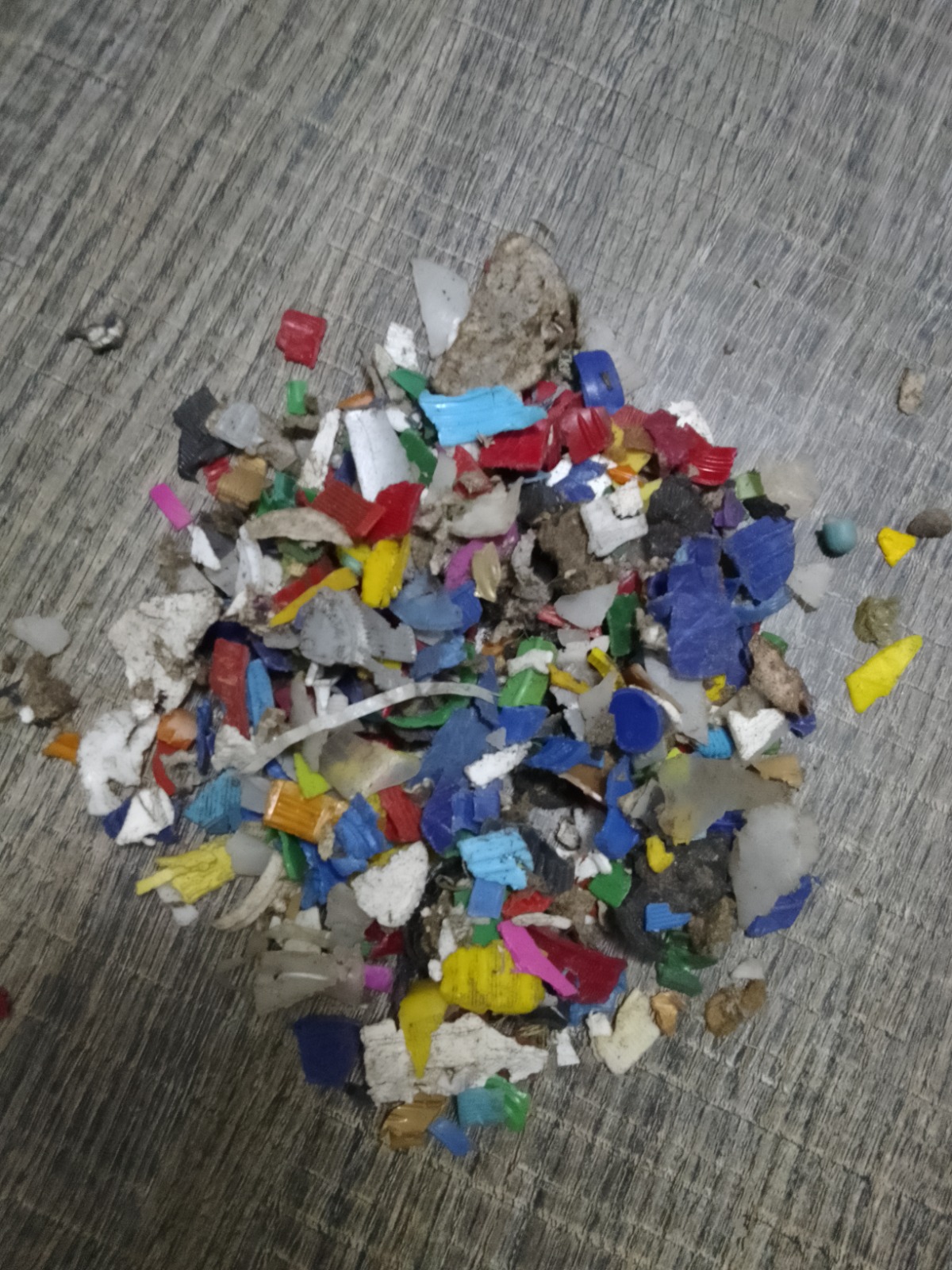 9. Crushed HDPE-Bottle Tops flakes